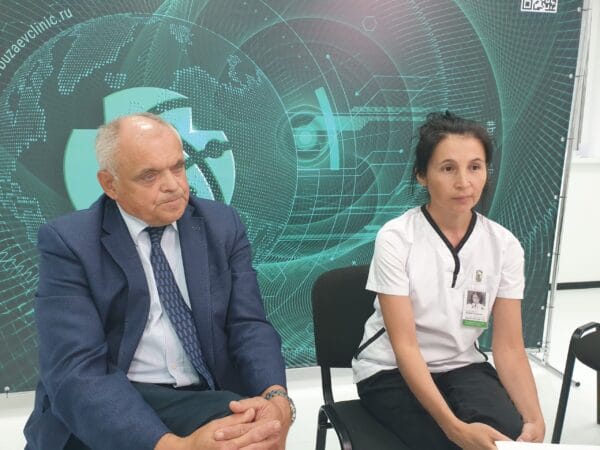 Rezida Maratovna Galimova and Professor Shamil Makhmutovich Safin at the conference